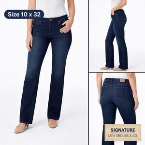 Levi Strauss Signature Women’s Jeans Size 10 x 32 Dark Wash Straight Leg Denim